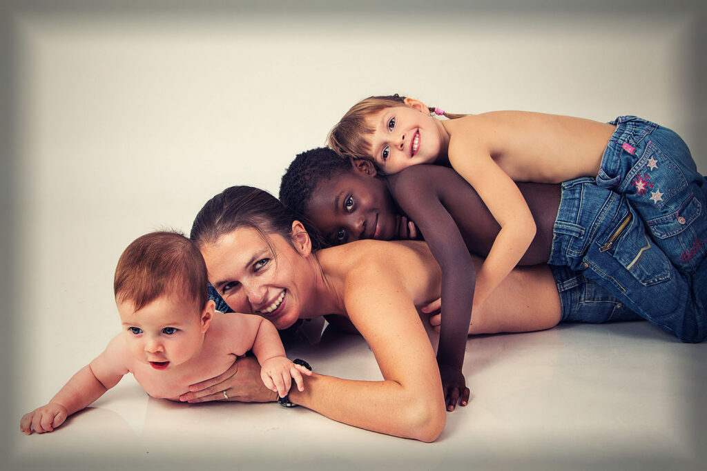 Skupinové focení rodiny v Kladně – rodič a děti